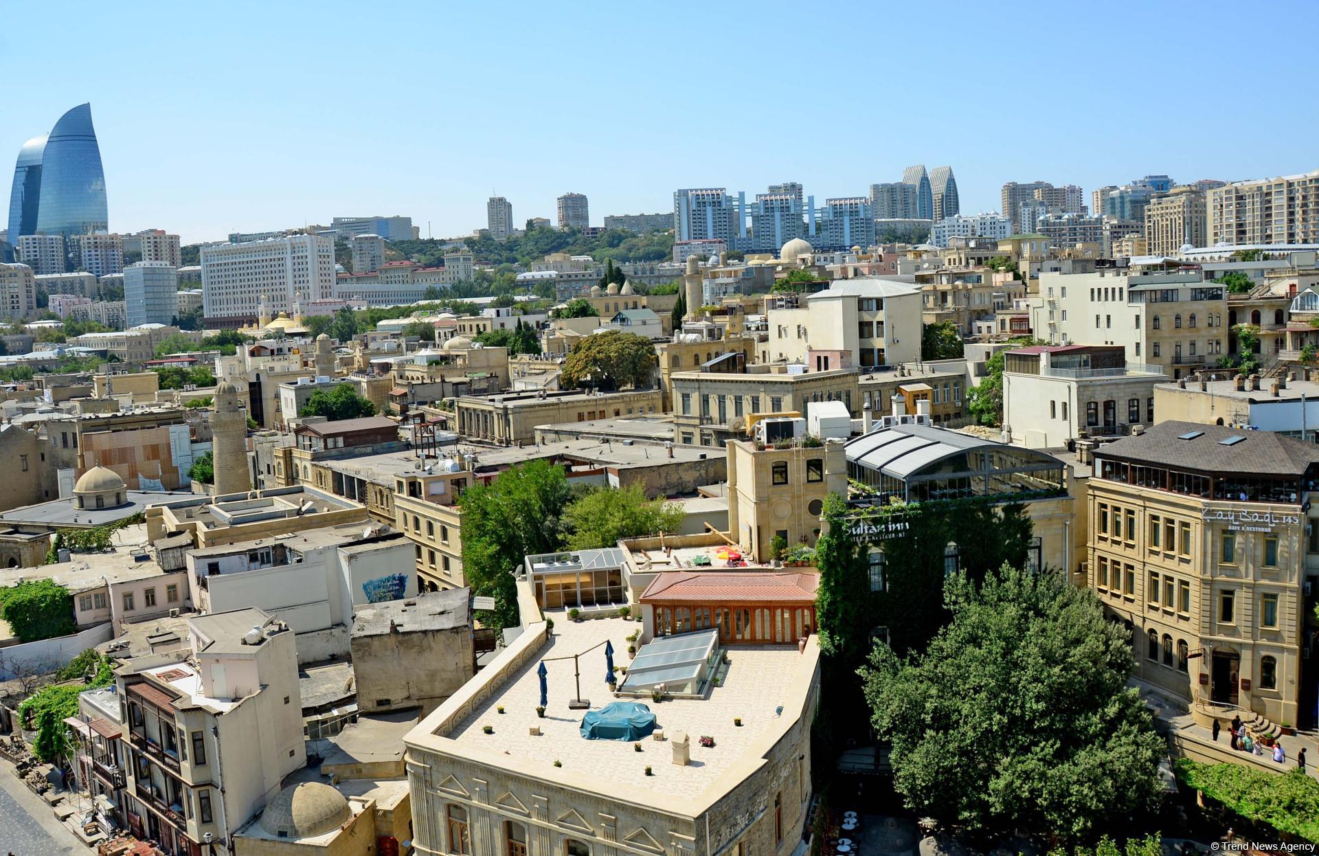 Bakının sirli qalası (FOTOREPORTAJ)