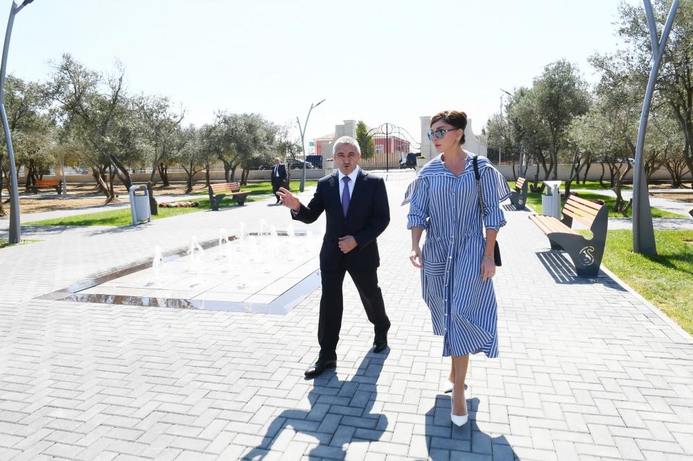 Birinci vitse-prezident Mehriban Əliyeva Kürdəxanıda yeni yaradılan istirahət parkı ilə tanış olub (FOTO) (YENİLƏNİB)