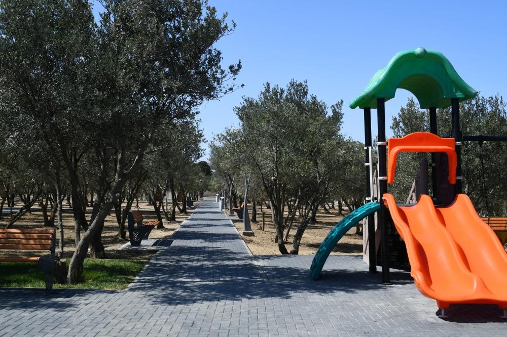 Birinci vitse-prezident Mehriban Əliyeva Kürdəxanıda yeni yaradılan istirahət parkı ilə tanış olub (FOTO) (YENİLƏNİB)