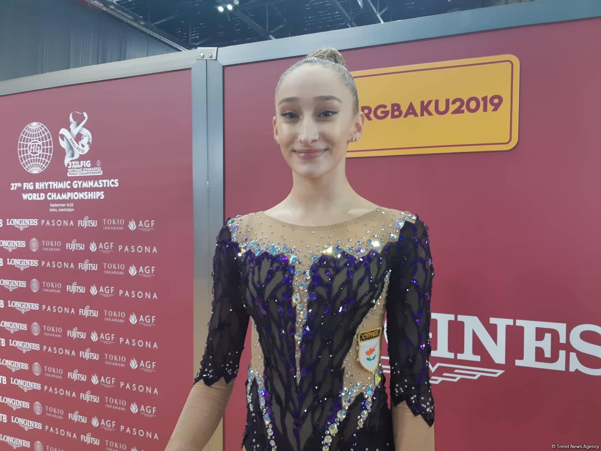 Kiprli gimnast: Bura cənnətdir