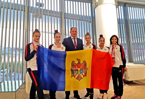 Moldovanın Azərbaycandakı səfiri bədii gimnastika üzrə dünya çempionatı çərçivəsində idmançılarla görüşüb (FOTO)