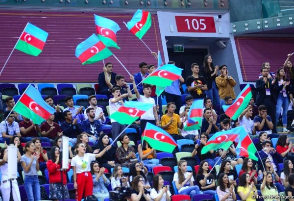Bakıda bədii gimnastika üzrə dünya çempionatı azarkeşlər üçün bayramdır (FOTO)