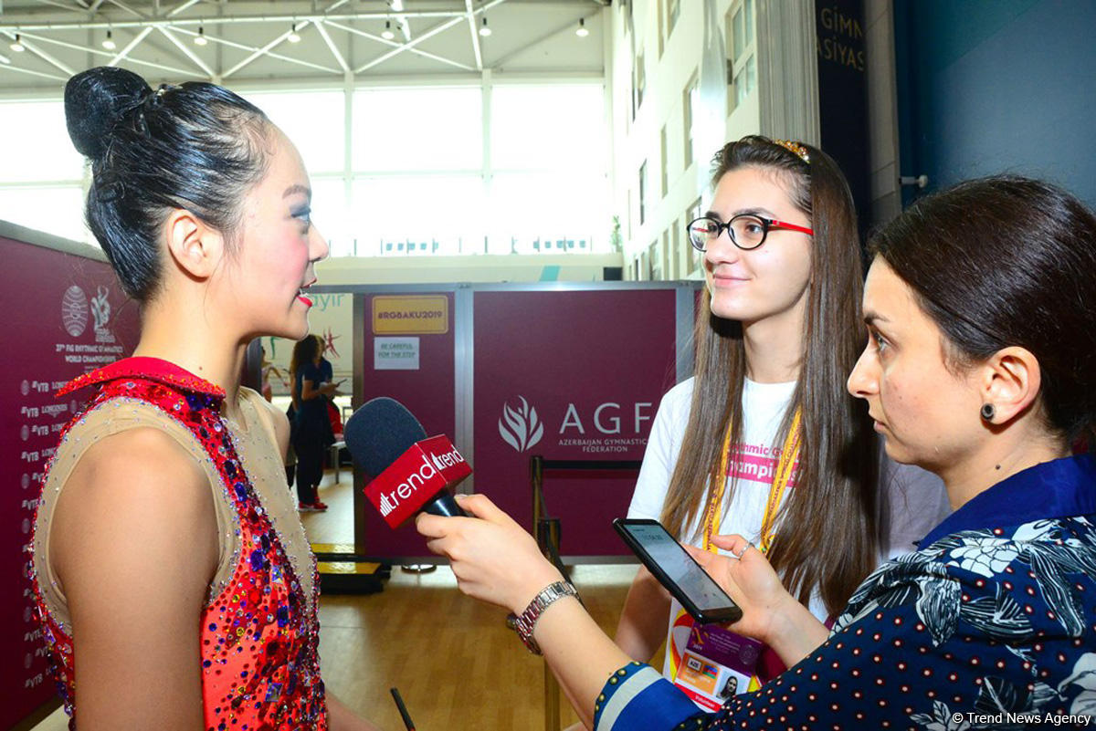 Amerikalı gimnastlar Milli Gimnastika Arenasına heyran olduqlarını bildiriblər (FOTO)