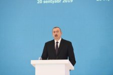 Prezident İlham Əliyev “Əsrin müqaviləsi”nin 25 illiyi və Neftçilər Günü münasibətilə keçirilən mərasimdə iştirak edib (YENİLƏNİB-6) (FOTO)