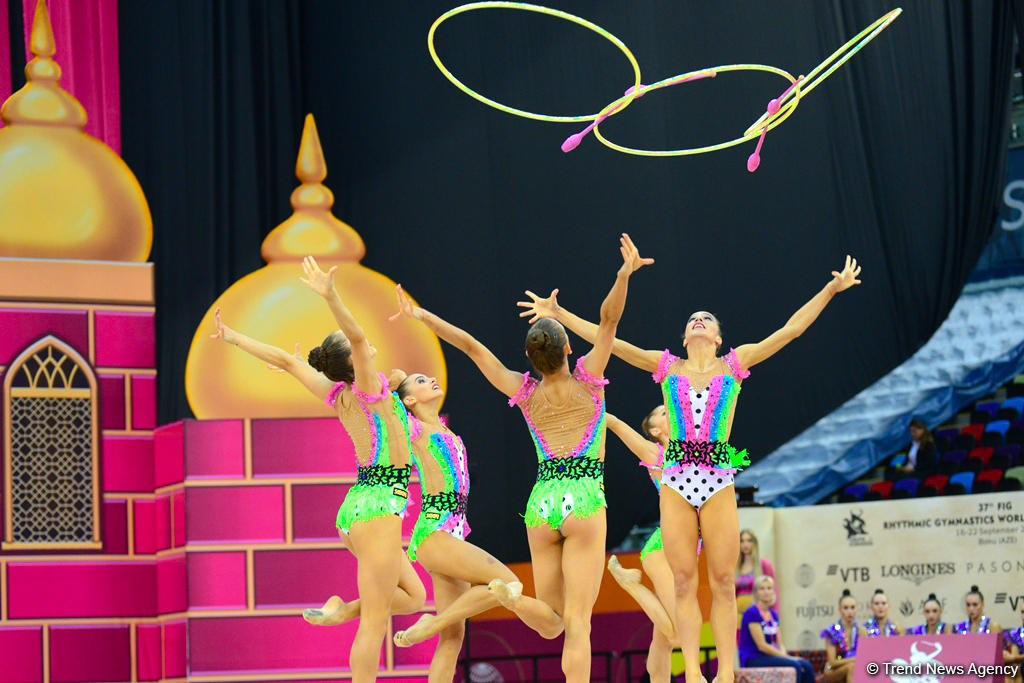 Bakıda bədii gimnastika üzrə dünya çempionatının 6-cı günü start götürüb (FOTO)