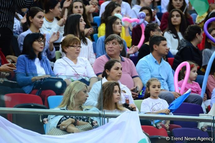 Milli Gimnastika Arenasında Dünya Çempionatının sonuncu günü start götürüb (FOTO)