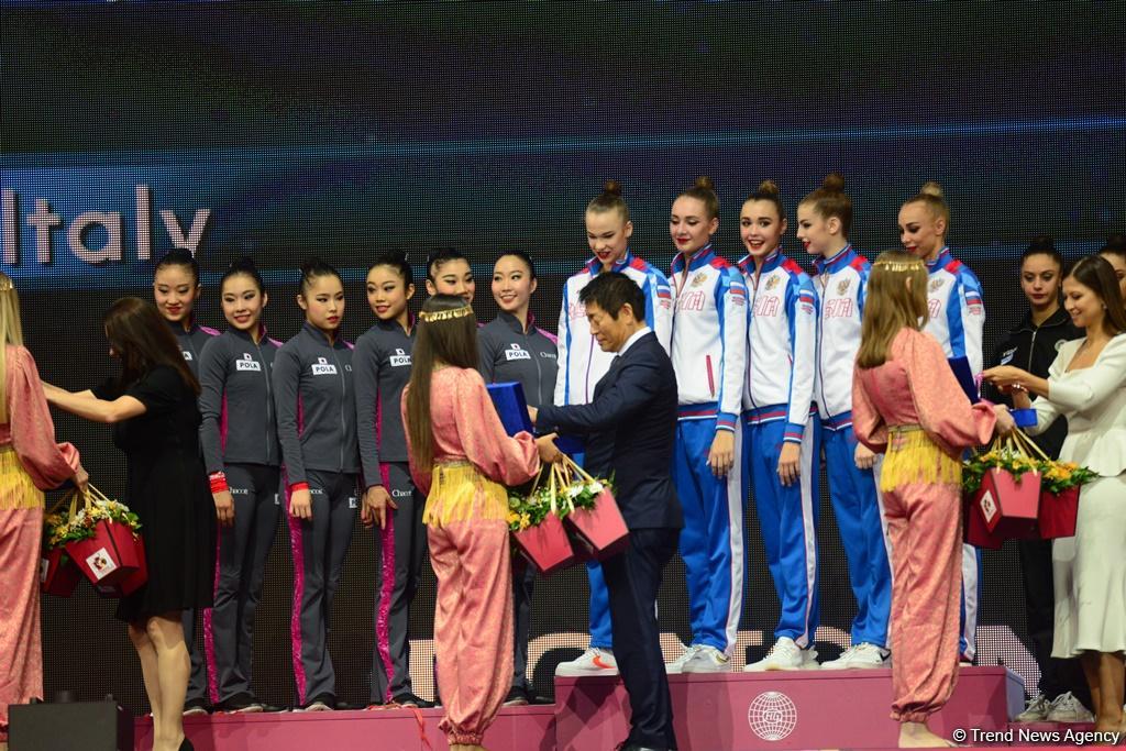 Bakıda bədii gimnastika üzrə 37-ci Dünya Çempionatının qrup hərəkətlərində qalibləri və mükafatçıları mükafatlandırılıb (FOTO)
