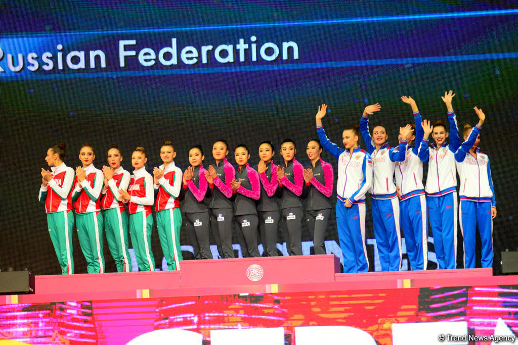 Bakıda bədii gimnastika üzrə 37-ci Dünya Çempionatının qrup hərəkətlərində qalibləri və mükafatçıları mükafatlandırılıb (FOTO)