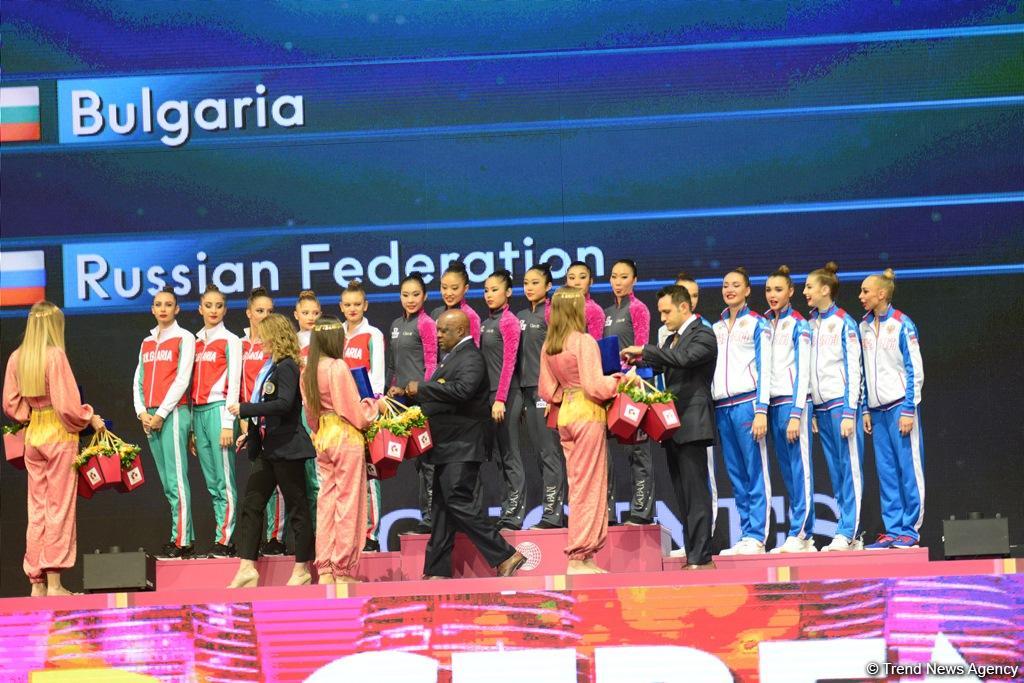 Bakıda bədii gimnastika üzrə 37-ci Dünya Çempionatının qrup hərəkətlərində qalibləri və mükafatçıları mükafatlandırılıb (FOTO)