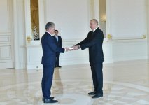 Prezident İlham Əliyev Xorvatiyanın Azərbaycanda yeni təyin olunmuş səfirinin etimadnaməsini qəbul edib (FOTO) (YENİLƏNİB)