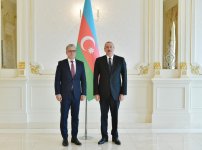 Prezident İlham Əliyev Xorvatiyanın Azərbaycanda yeni təyin olunmuş səfirinin etimadnaməsini qəbul edib (FOTO) (YENİLƏNİB)