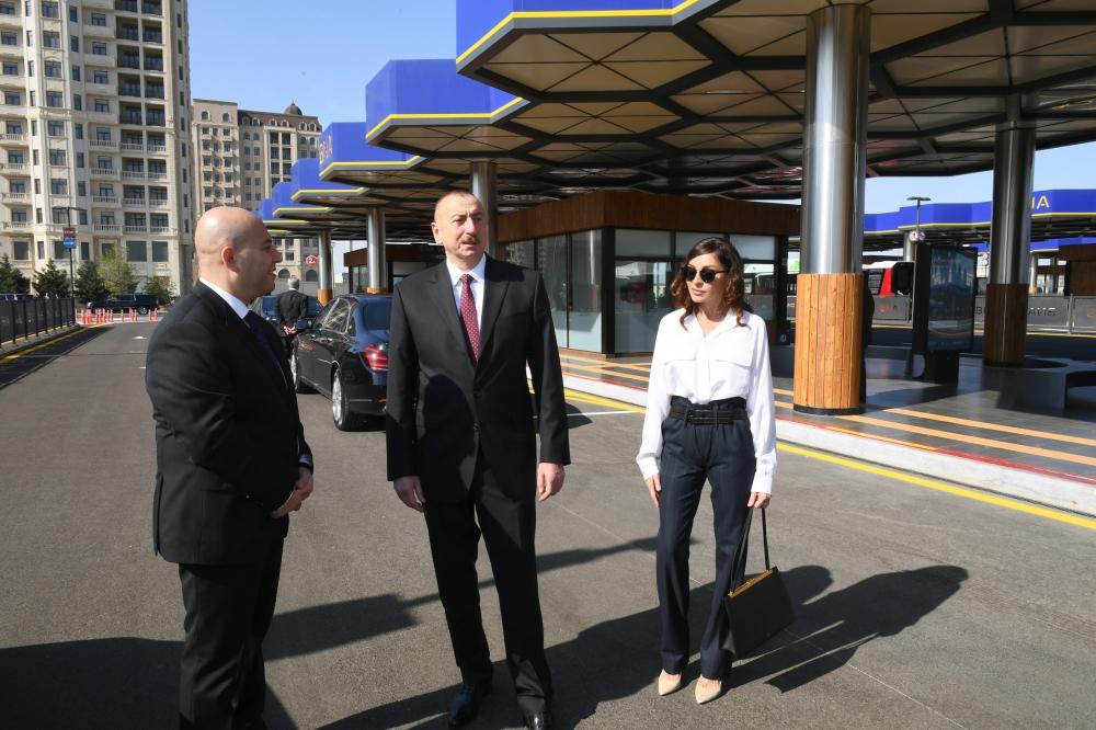 Prezident İlham Əliyev və birinci xanım Mehriban Əliyeva Bakı Nəqliyyat Agentliyinin “Koroğlu” Nəqliyyat Mübadilə Mərkəzinin açılışında iştirak ediblər (FOTO) (YENİLƏNİB)
