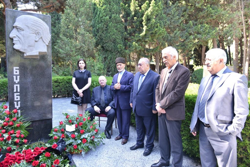 Görkəmli opera müğənnisi Bülbülün xatirəsi yad olunub (FOTO)