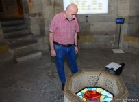 Nəsimi Festivalı Şirvanşahlar Sarayında “İrfani sirlər” adlı sərgi ilə öz işinə başlayıb (FOTO)