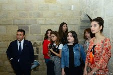 Nəsimi Festivalı Şirvanşahlar Sarayında “İrfani sirlər” adlı sərgi ilə öz işinə başlayıb (FOTO)