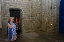Nəsimi Festivalı Şirvanşahlar Sarayında “İrfani sirlər” adlı sərgi ilə öz işinə başlayıb (FOTO)