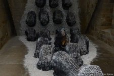Nəsimi Festivalı Şirvanşahlar Sarayında “İrfani sirlər” adlı sərgi ilə öz işinə başlayıb (FOTO)