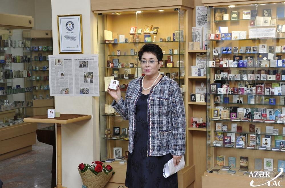 Azərbaycanın Birinci vitse-prezidenti Mehriban Əliyevaya həsr olunmuş miniatür kitabın təqdimatı keçirilib (FOTO)