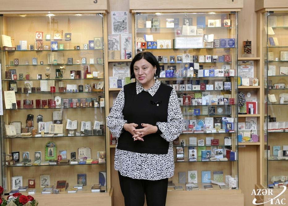 Azərbaycanın Birinci vitse-prezidenti Mehriban Əliyevaya həsr olunmuş miniatür kitabın təqdimatı keçirilib (FOTO)