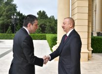 Azərbaycan Prezidenti İlham Əliyev Gürcüstanın Baş Naziri Giorgi Qaxariyanı qəbul edib (FOTO) (YENİLƏNİB)