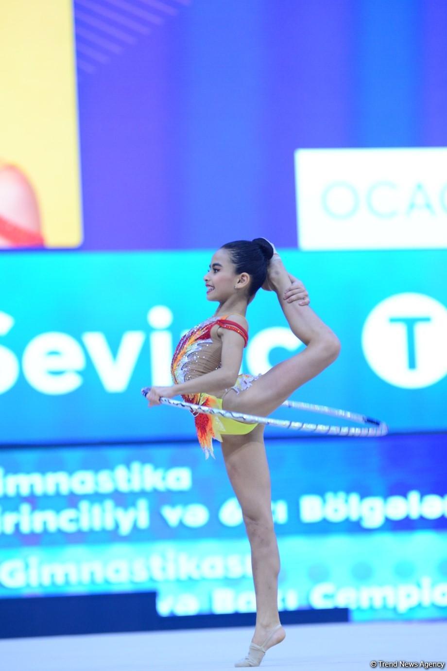 Bədii gimnastika üzrə 26-cı Azərbaycan və Bakı birinciliyinə start verilib (FOTO)
