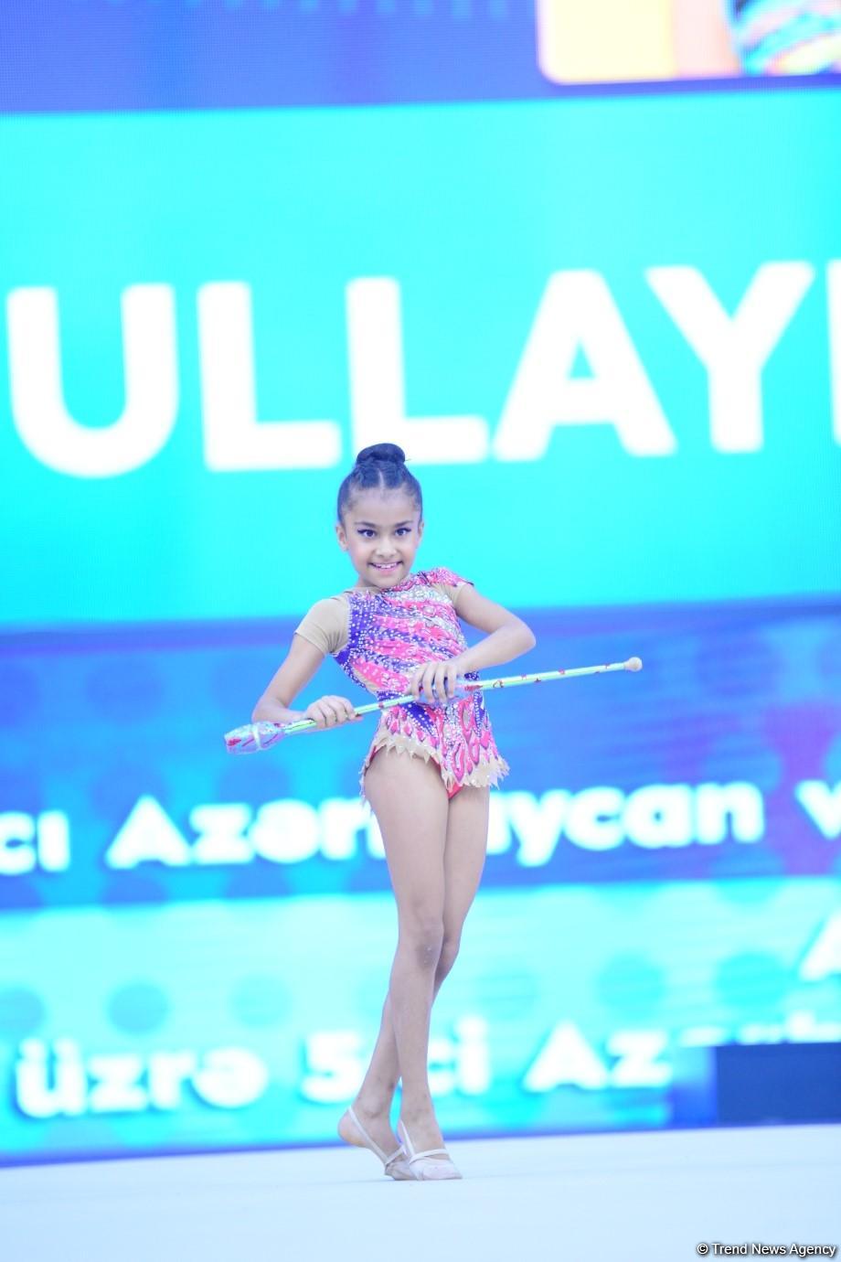 Bədii gimnastika üzrə 26-cı Azərbaycan və Bakı birinciliyinə start verilib (FOTO)