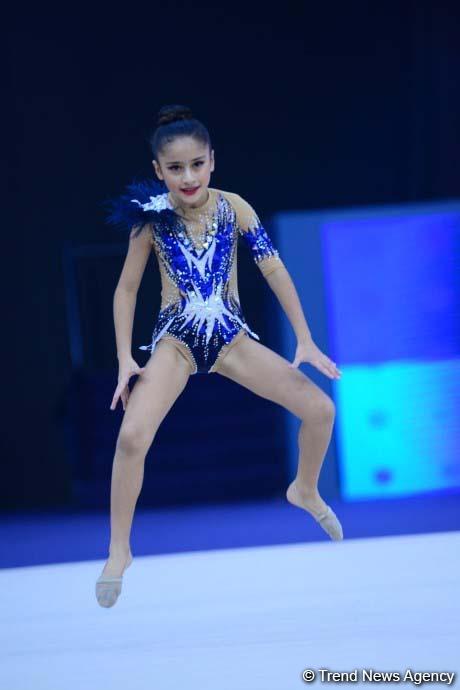 Bədii gimnastika üzrə 26-cı Azərbaycan və Bakı birinciliyinə start verilib (FOTO)