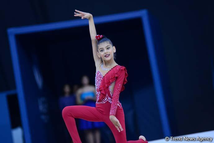 Bədii gimnastika üzrə 26-cı Azərbaycan və Bakı birinciliyinə start verilib (FOTO)
