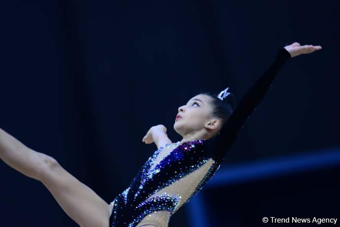 Bədii gimnastika üzrə 26-cı Azərbaycan və Bakı birinciliyinə start verilib (FOTO)