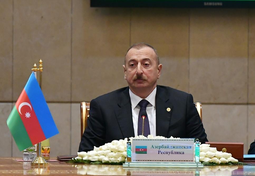 Prezident İlham Əliyev Aşqabadda MDB Dövlət Başçıları Şurasının geniş tərkibdə iclasında iştirak edib (FOTO) (YENİLƏNİB)