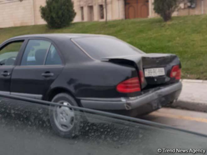 Bakıda özünü pis hiss edən sürücü qəza törətdi (FOTO)