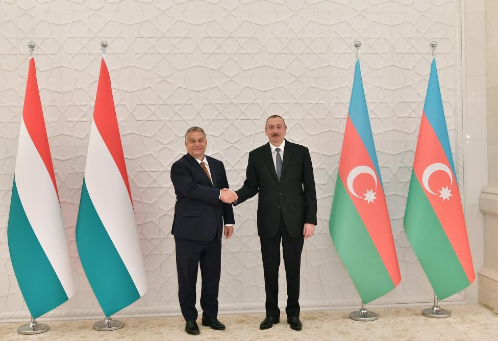 Azərbaycan Prezidenti İlham Əliyev Macarıstanın Baş Naziri Viktor Orban ilə görüşüb (FOTO) (YENİLƏNİB)