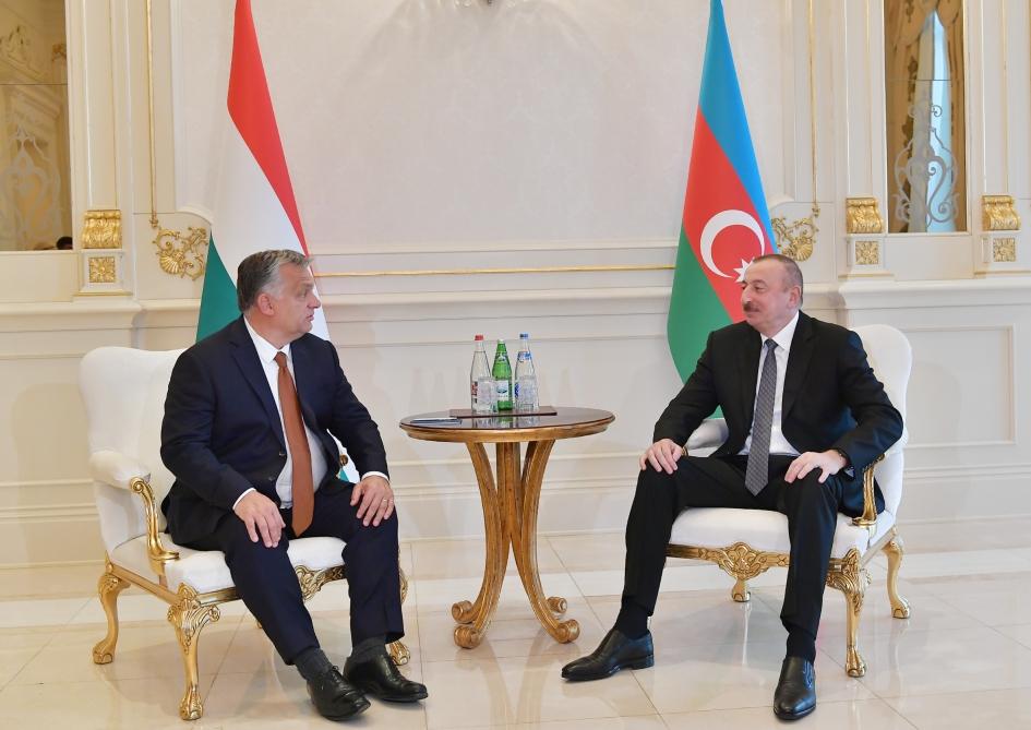 Azərbaycan Prezidenti İlham Əliyev Macarıstanın Baş Naziri Viktor Orban ilə görüşüb (FOTO) (YENİLƏNİB)
