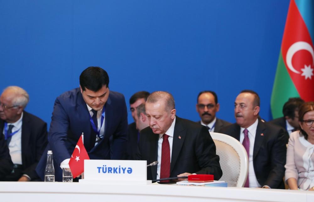 Prezident İlham Əliyev Bakıda Türkdilli Dövlətlərin Əməkdaşlıq Şurasının VII Zirvə Görüşündə iştirak edib (FOTO) (YENİLƏNİB-2)
