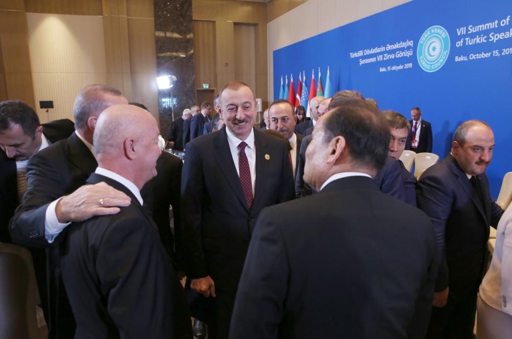 Prezident İlham Əliyev Bakıda Türkdilli Dövlətlərin Əməkdaşlıq Şurasının VII Zirvə Görüşündə iştirak edib (FOTO) (YENİLƏNİB-2)