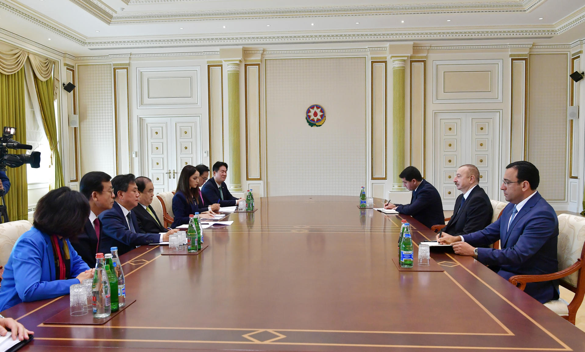Prezident İlham Əliyev Koreya Respublikası Milli Assambleyasının sədrini qəbul edib (FOTO) (YENİLƏNİB)