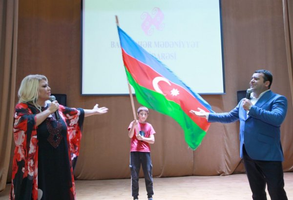 Dövlət Müstəqilliyi gününə həsr olunmuş konsert keçirilib (FOTO)