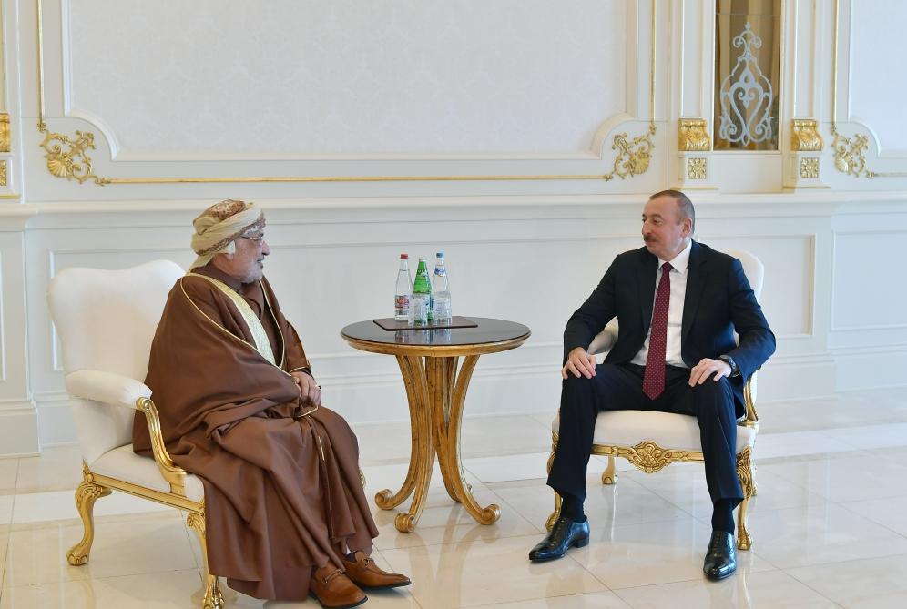 Prezident İlham Əliyev Omanın Dövlət Şurası sədrinin başçılıq etdiyi nümayəndə heyətini qəbul edib (FOTO) (YENİLƏNİB)