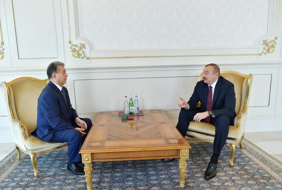 Prezident İlham Əliyev akademik Akif Əlizadəni qəbul edib və ona 1-ci dərəcəli “Əmək” ordenini təqdim edib (FOTO) (YENİLƏNİB)