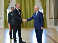 Prezident İlham Əliyev MDB Müdafiə Nazirləri Şurasının iclasının iştirakçılarını qəbul edib (FOTO) (YENİLƏNİB)