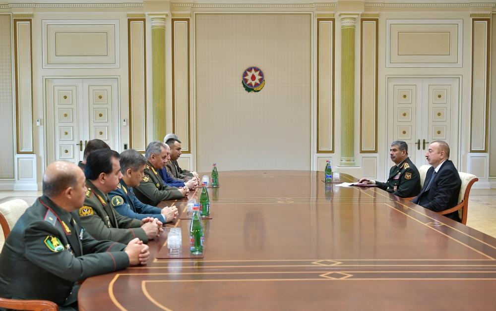Prezident İlham Əliyev MDB Müdafiə Nazirləri Şurasının iclasının iştirakçılarını qəbul edib (FOTO) (YENİLƏNİB)