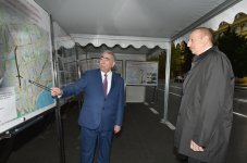 Prezident İlham Əliyev paytaxtın Şəfayət Mehdiyev küçəsinin Tbilisi prospektindən Landau küçəsinədək olan hissəsində yenidənqurmadan sonra görülən işlərlə tanış olub (FOTO) (YENİLƏNİB)