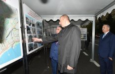 Prezident İlham Əliyev paytaxtın Şəfayət Mehdiyev küçəsinin Tbilisi prospektindən Landau küçəsinədək olan hissəsində yenidənqurmadan sonra görülən işlərlə tanış olub (FOTO) (YENİLƏNİB)