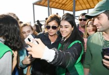 Prezident İlham Əliyev və birinci xanım Mehriban Əliyeva Bakının Xətai rayonunda ağacəkmə aksiyasında iştirak ediblər (FOTO) (YENİLƏNİB-2)