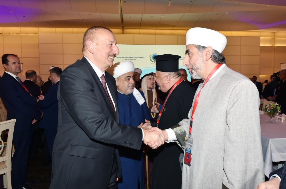 Azərbaycan Prezidenti İlham Əliyevin adından Dünya dini liderlərinin II Bakı Sammitinin iştirakçılarının şərəfinə ziyafət verilib (FOTO)