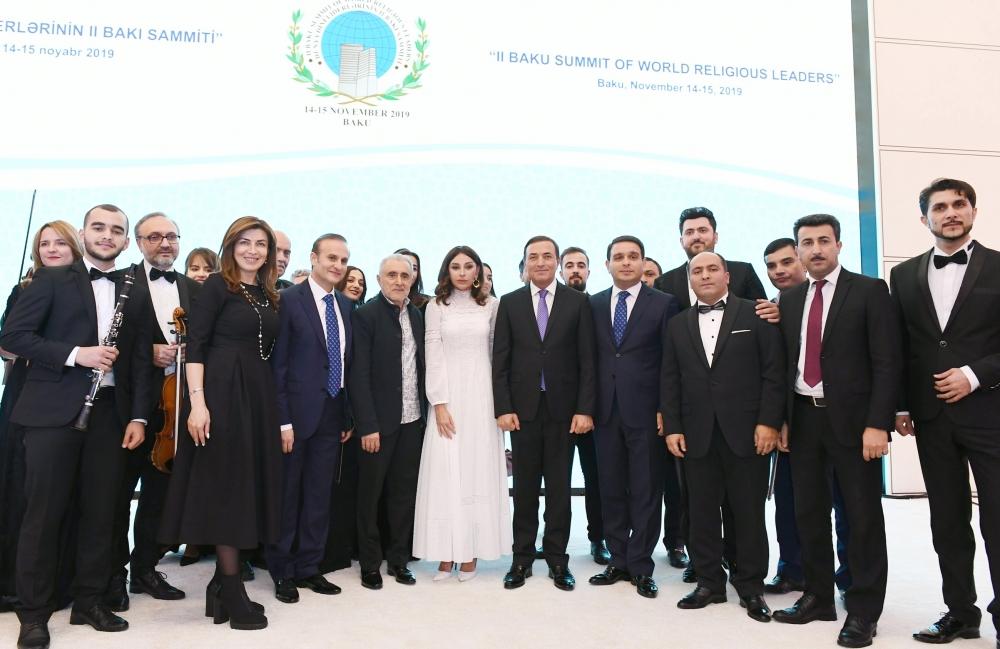 Azərbaycan Prezidenti İlham Əliyevin adından Dünya dini liderlərinin II Bakı Sammitinin iştirakçılarının şərəfinə ziyafət verilib (FOTO)