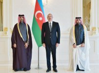 Prezident İlham Əliyev Qətərin Azərbaycanda yeni təyin olunmuş səfirinin etimadnaməsini qəbul edib (FOTO) (YENİLƏNİB)