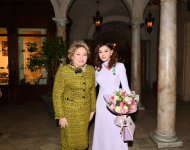 Azərbaycanın Birinci vitse-prezidenti Mehriban Əliyeva və Rusiya Federal Məclisi Federasiya Şurasının sədri Valentina Matviyenko birgə şam ediblər (FOTO)