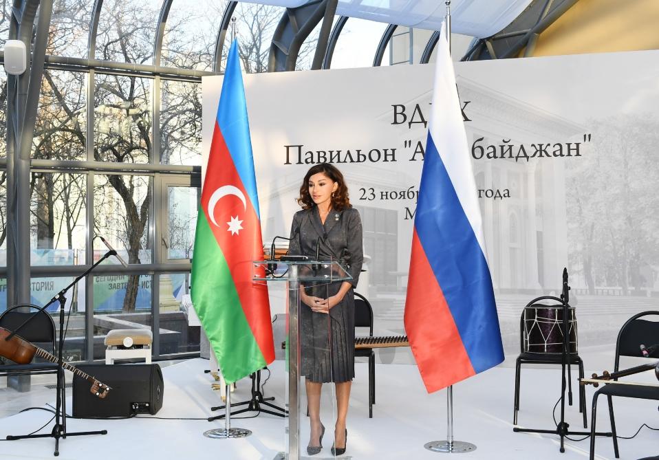 Azərbaycanın Birinci vitse-prezidenti Mehriban Əliyeva Moskvanın Xalq Təsərrüfatı Nailiyyətləri Sərgisində yenidən qurulan “Azərbaycan” pavilyonunun açılışında iştirak edib (FOTO)