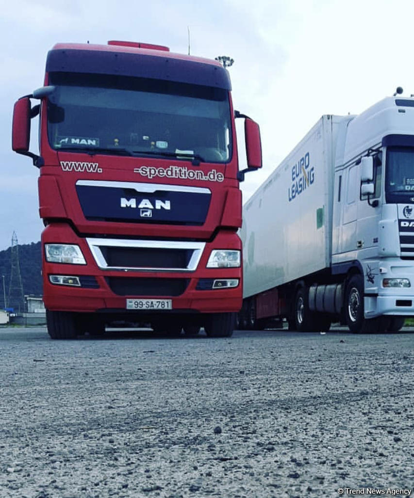Ötən gün körpüdən aşan TIR-da ölənlər Masallı sakinləri olub (FOTO)